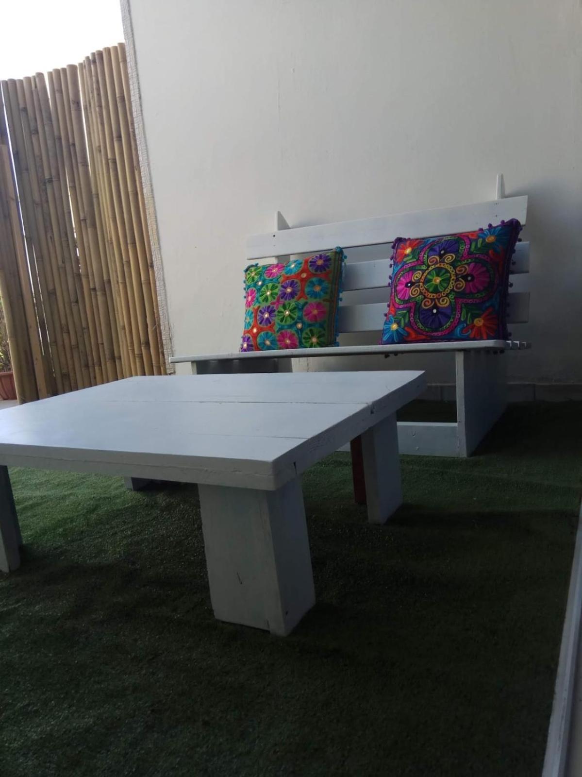 Stylish Apartment With A Patio Close To The Beach เอลัต ภายนอก รูปภาพ